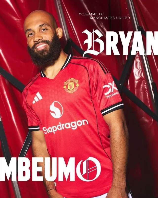 曼联引发争议！，詹姆斯官方宣布重返赛场新规比赛高潮迭起的简单介绍