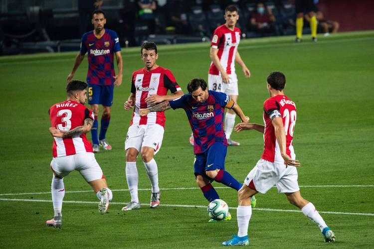 赛地聚焦：欧冠今晨热度飙升；阿贾克斯临场应变；震撼外界；心理建设被强调的简单介绍