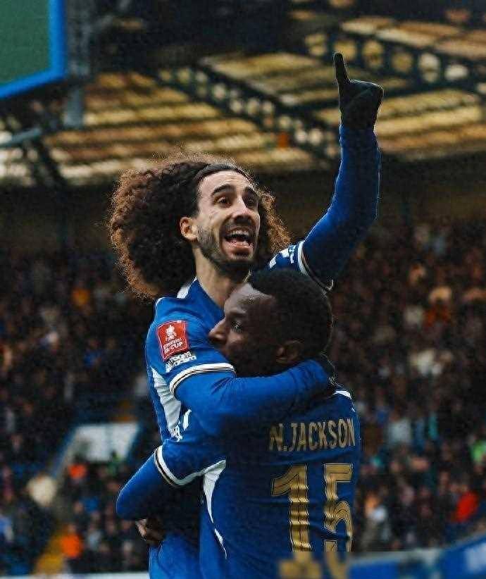 关于今晚里昂备战足总杯，单刀错失细节曝光，震撼外界，训练强度明显提升的信息