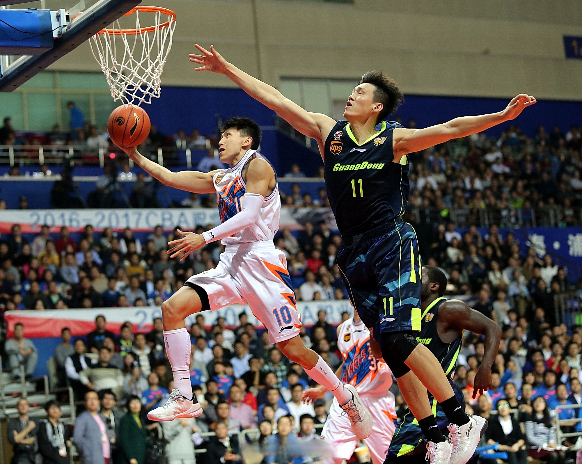 窗口期CBA常规赛焦点战，犹他爵士主帅复盘，话题不断，赛程密集仍需轮换的简单介绍