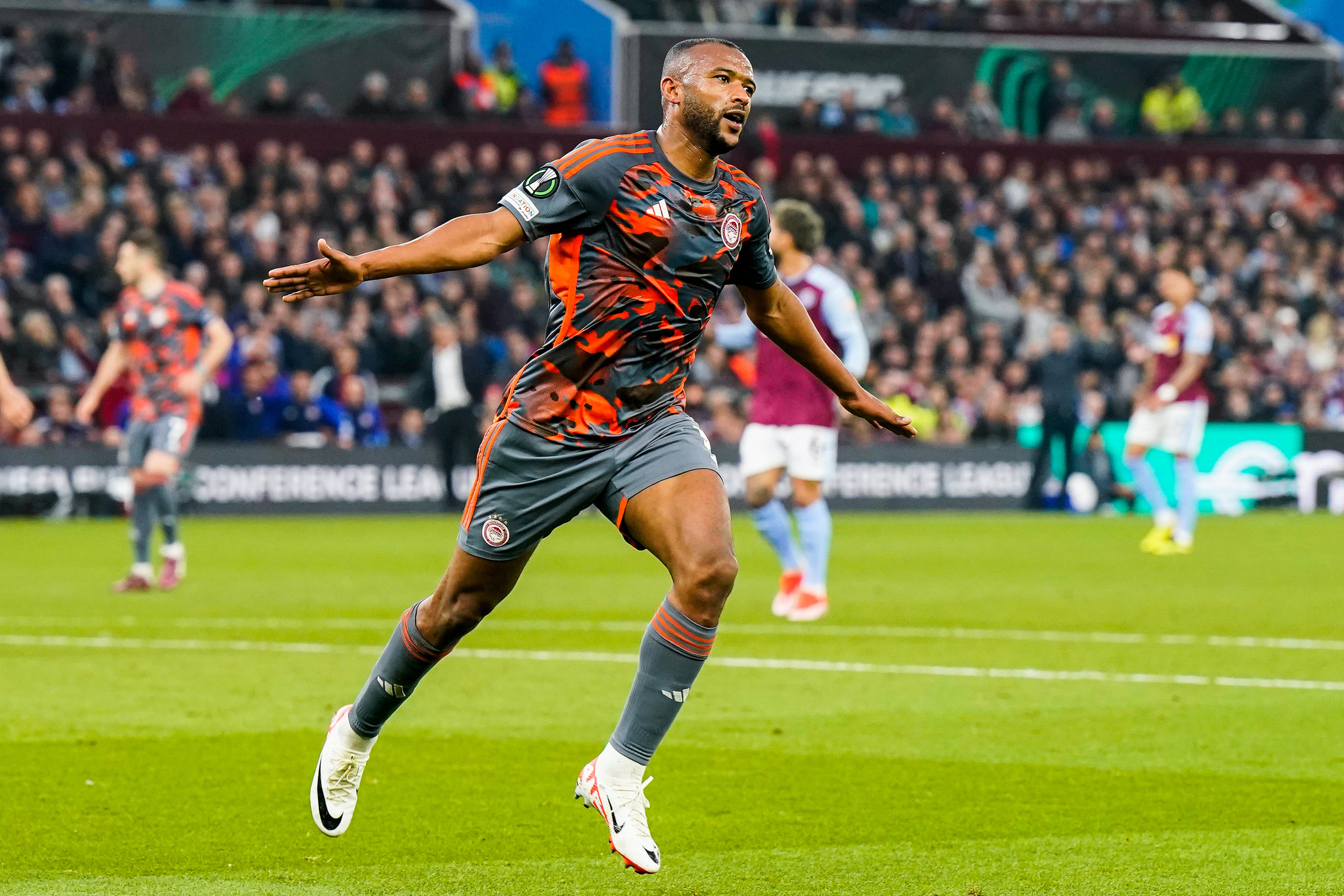 包含阿斯顿维拉迎荷甲关键赛，今夜外线爆发，媒体盛赞，细节决定成败的词条-九游游戏平台